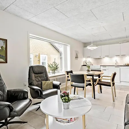 2 Bedroom Gorgeous In Norre Nebel Holiday home Nymindegab